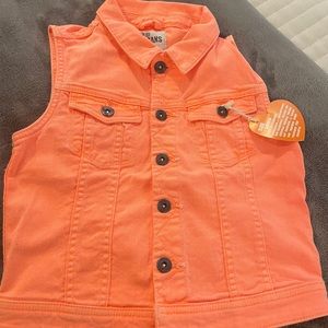 New Vintage jean vest for girls . Size M (6-8)